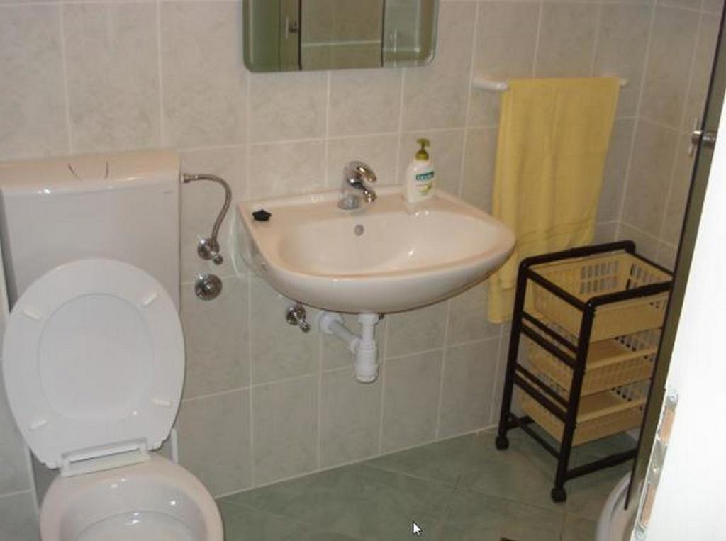 Studios Ana Mari Komiza Room photo